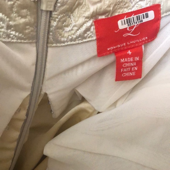 MONIQUE LHUILLER Textured evening dress in pearl - Picture 7 of 8